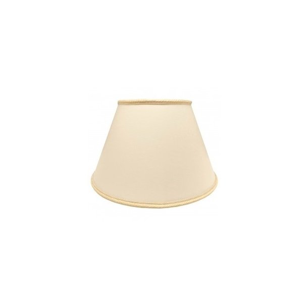 02 alle str. i skr creme chintz med agraman